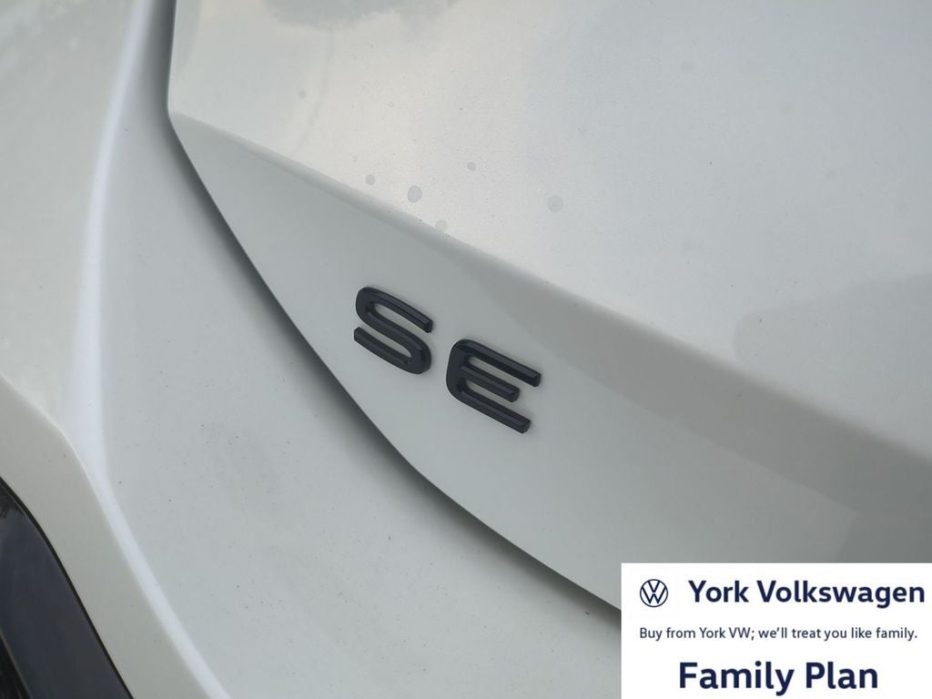 2026 Volkswagen Tiguan 2.0T SE R-Line Black