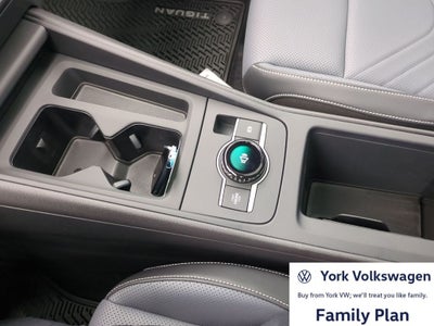 2026 Volkswagen Tiguan 2.0T SE R-Line Black