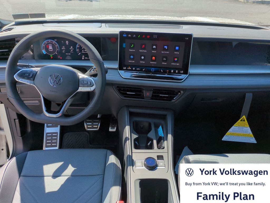 2026 Volkswagen Tiguan 2.0T SE R-Line Black