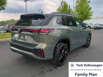 2026 Volkswagen Tiguan 2.0T SE R-Line Black