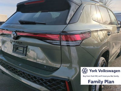 2026 Volkswagen Tiguan 2.0T SE R-Line Black