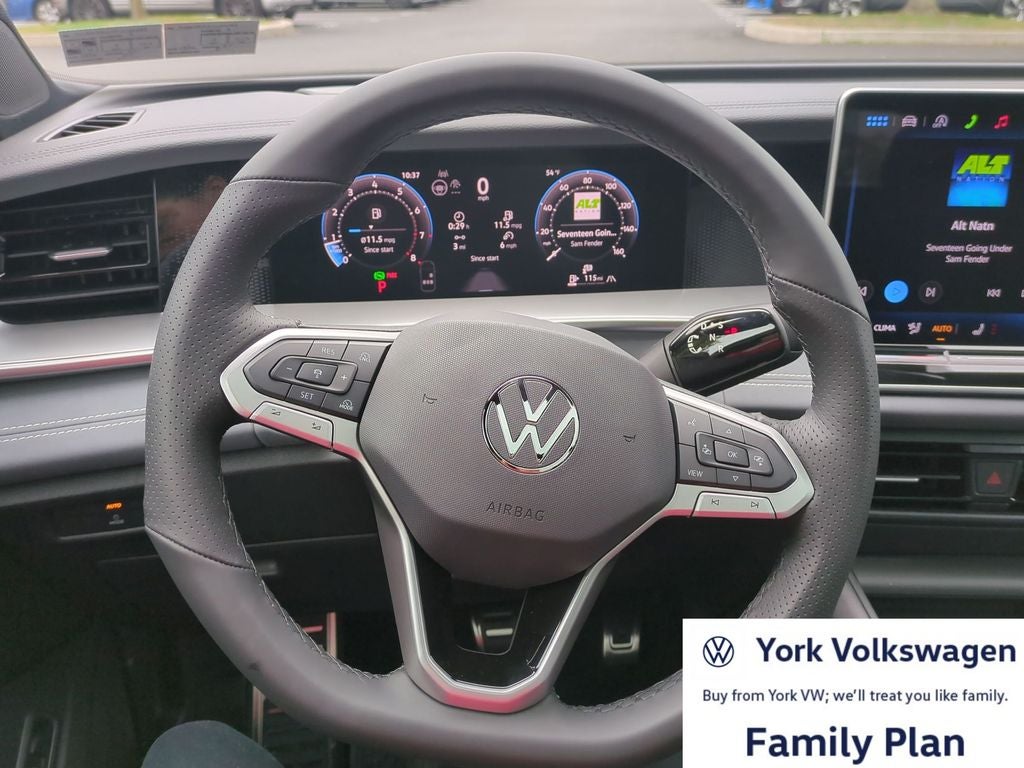 2026 Volkswagen Tiguan 2.0T SE R-Line Black