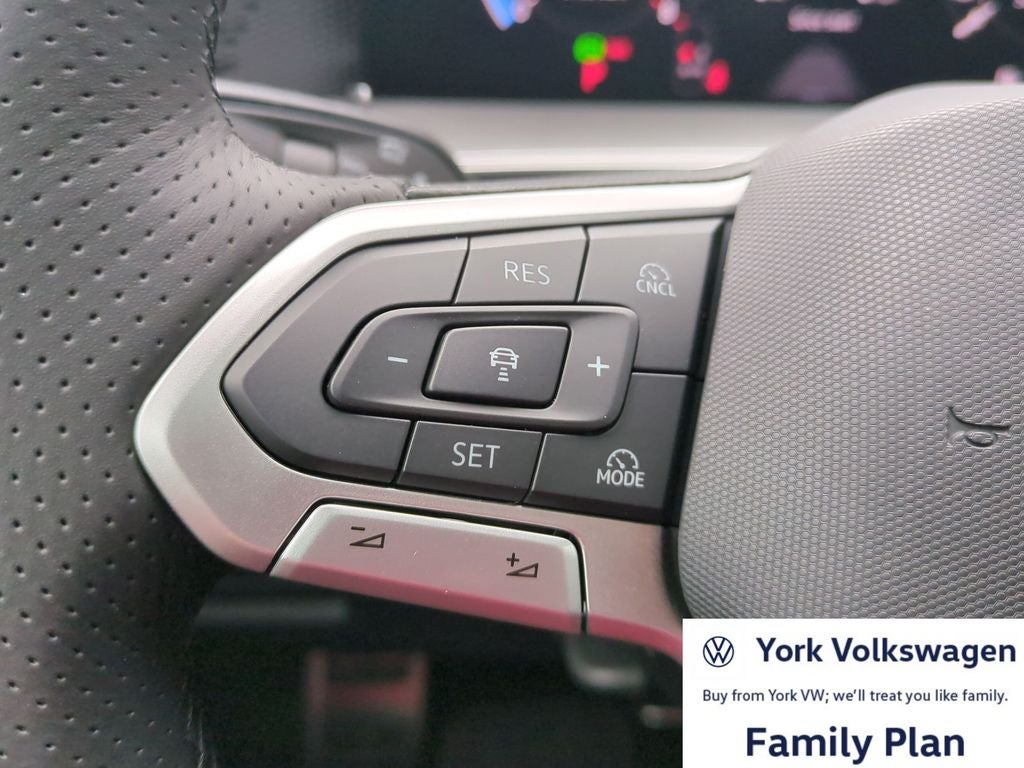 2026 Volkswagen Tiguan 2.0T SE R-Line Black