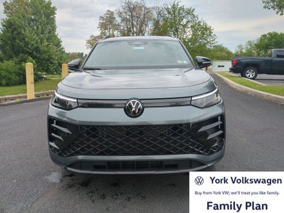 2026 Volkswagen Tiguan 2.0T SE R-Line Black