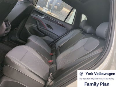 2026 Volkswagen Tiguan 2.0T SE R-Line Black
