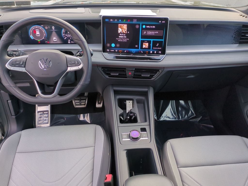 2025 Volkswagen Tiguan 2.0T SE R-Line Black