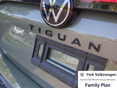 2026 Volkswagen Tiguan 2.0T SE R-Line Black