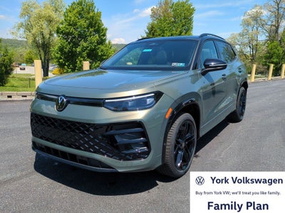 2026 Volkswagen Tiguan 2.0T SE R-Line Black