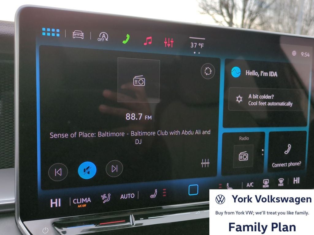 2026 Volkswagen Tiguan 2.0T SE R-Line Black