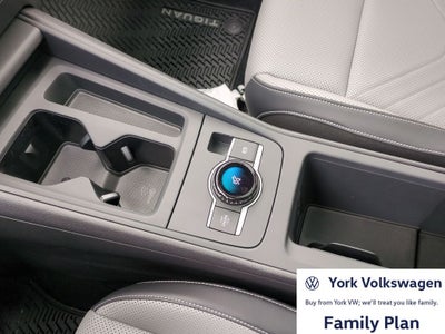 2026 Volkswagen Tiguan 2.0T SE R-Line Black