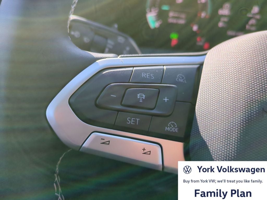 2026 Volkswagen Tiguan 2.0T SE