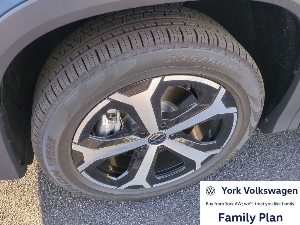 2026 Volkswagen Tiguan 2.0T SE