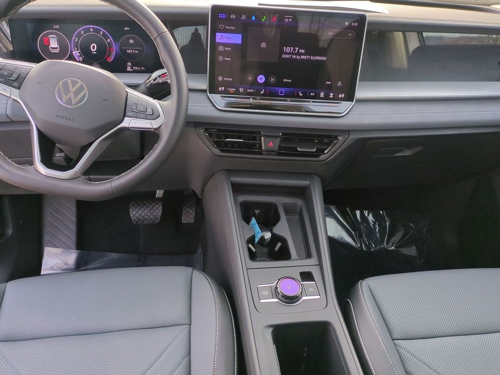 2025 Volkswagen Tiguan 2.0T SE