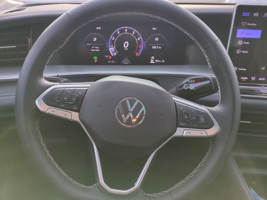 2025 Volkswagen Tiguan 2.0T SE