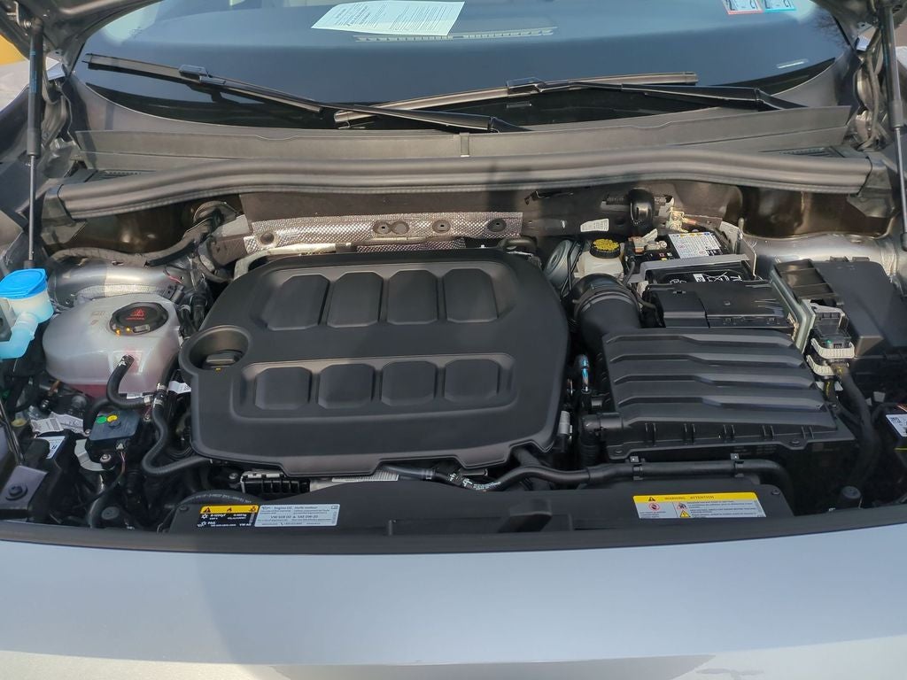 2025 Volkswagen Tiguan 2.0T SE