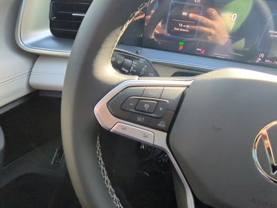 2025 Volkswagen Tiguan 2.0T SE