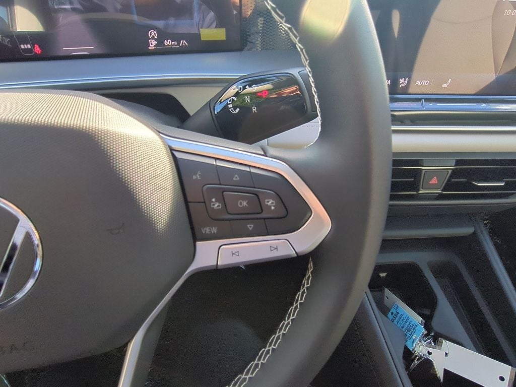 2025 Volkswagen Tiguan 2.0T SE