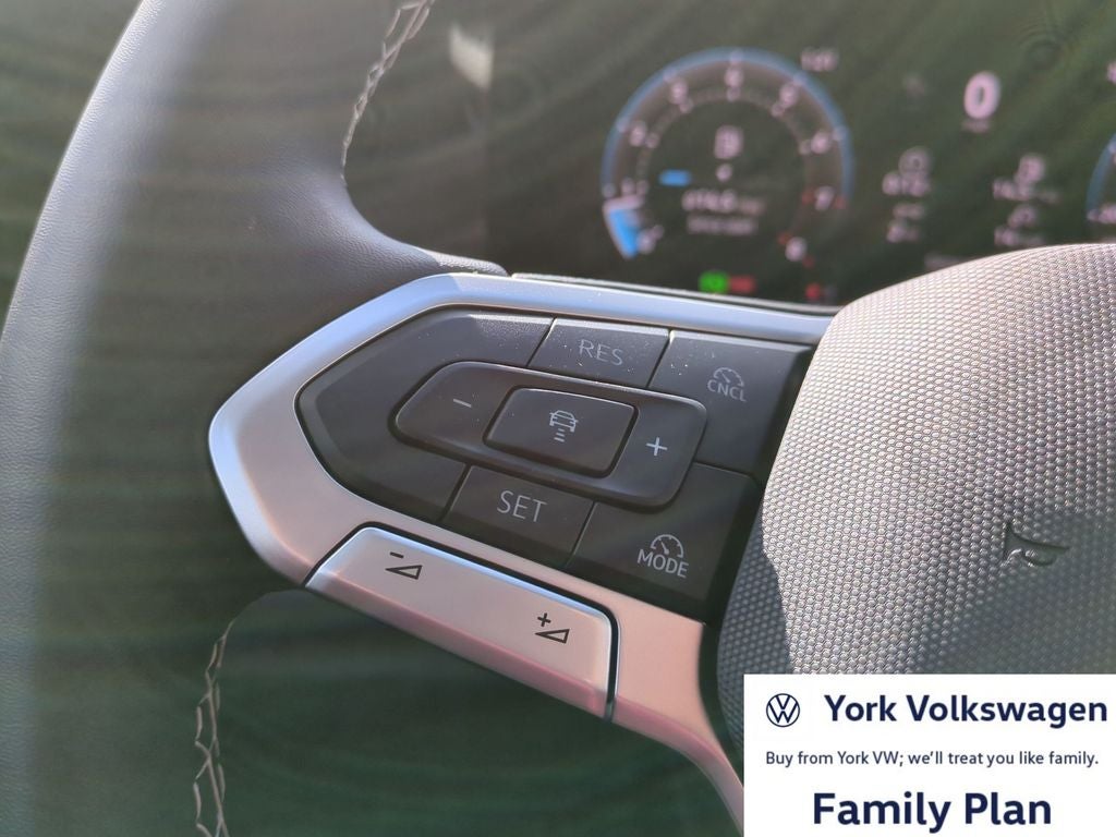 2026 Volkswagen Tiguan 2.0T SE