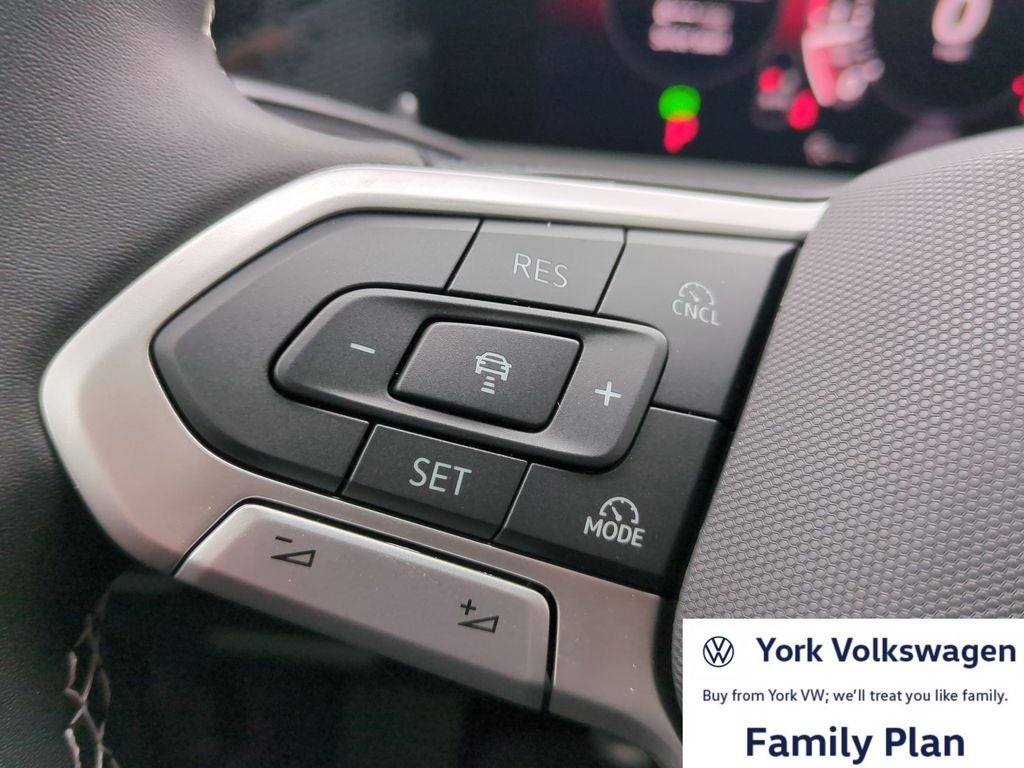 2026 Volkswagen Tiguan 2.0T SE