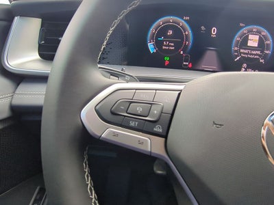 2025 Volkswagen Tiguan 2.0T SE