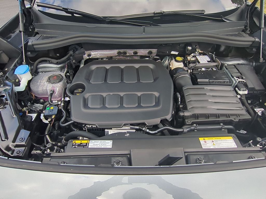 2025 Volkswagen Tiguan 2.0T SE
