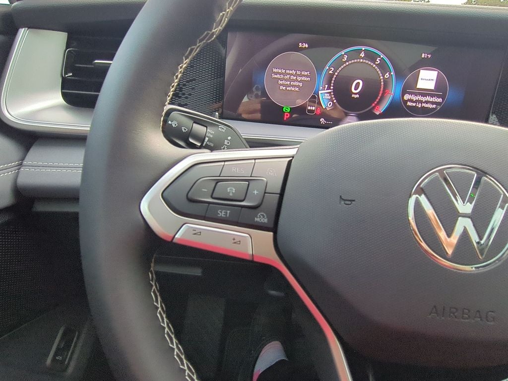 2025 Volkswagen Tiguan 2.0T SE