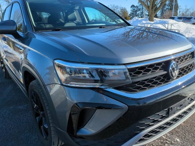 2023 Volkswagen Taos 1.5T SE
