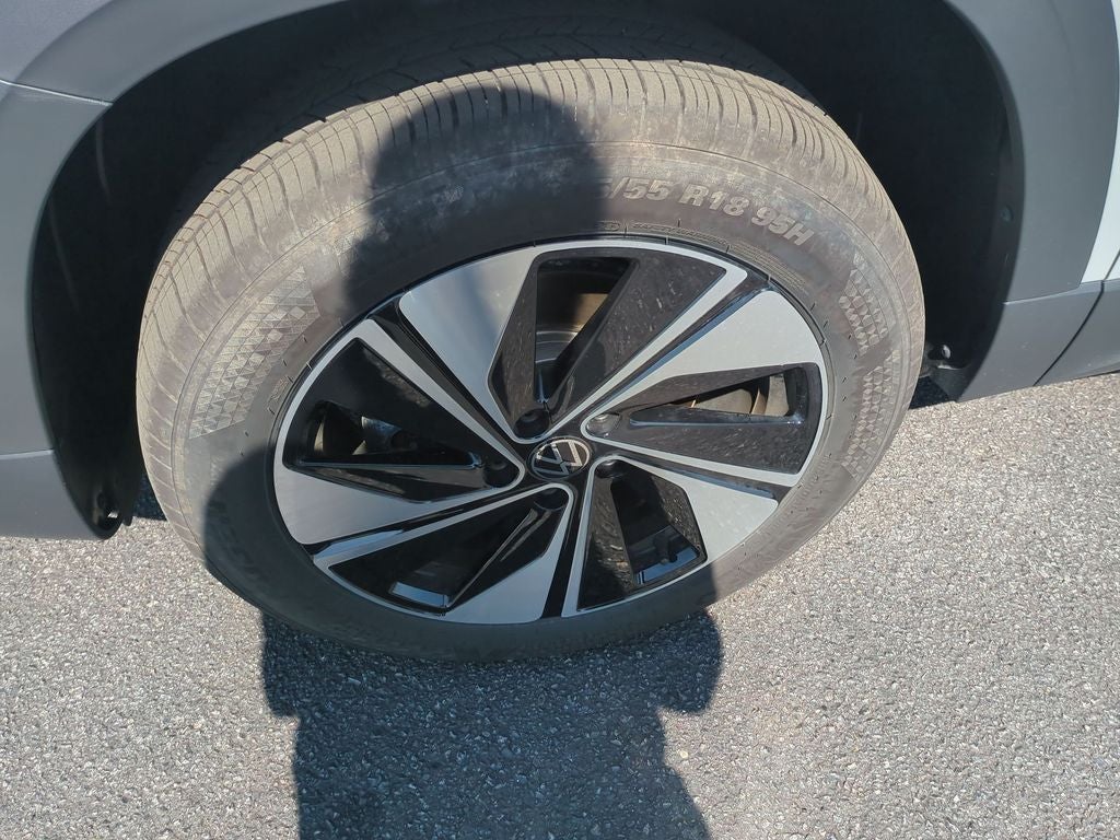 2025 Volkswagen Taos 1.5T SE