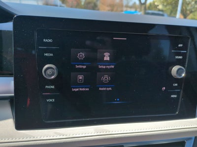 2025 Volkswagen Taos 1.5T SE