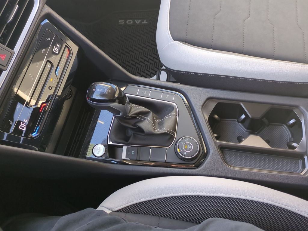 2026 Volkswagen Taos 1.5T SE