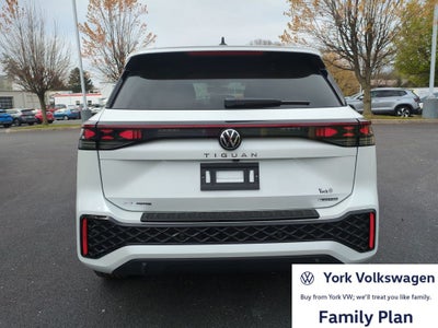 2026 Volkswagen Tiguan 2.0T SEL R-Line Turbo