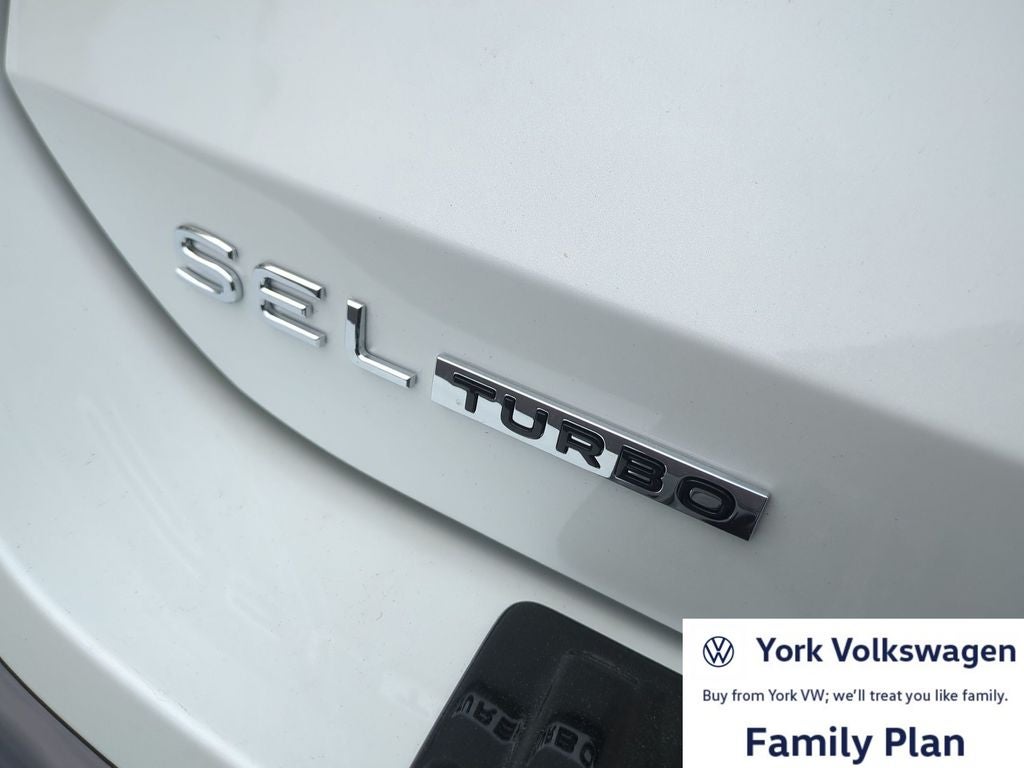 2026 Volkswagen Tiguan 2.0T SEL R-Line Turbo
