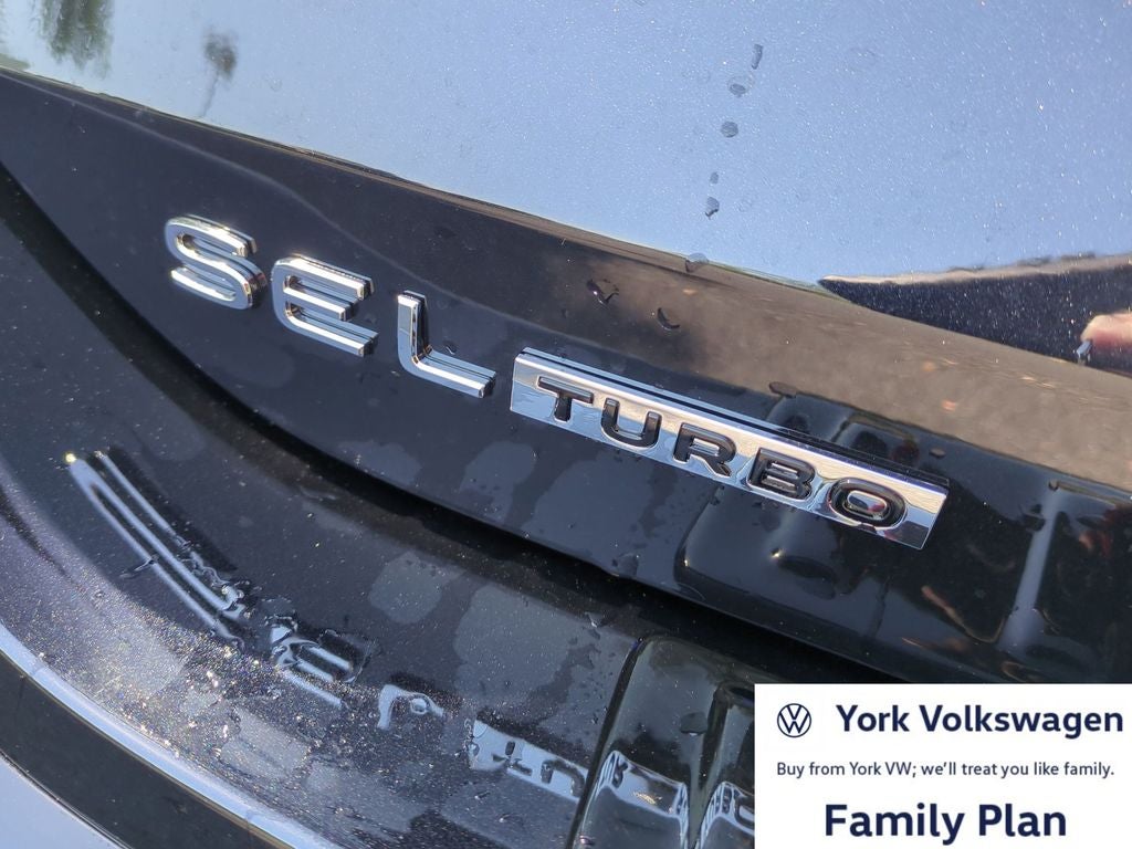 2026 Volkswagen Tiguan 2.0T SEL R-Line Turbo