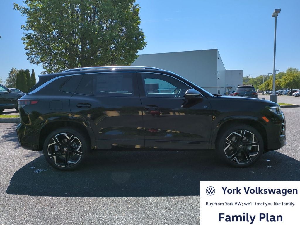 2026 Volkswagen Tiguan 2.0T SEL R-Line Turbo