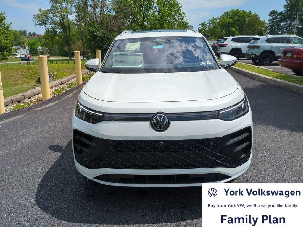 2026 Volkswagen Tiguan 2.0T SEL R-Line Turbo