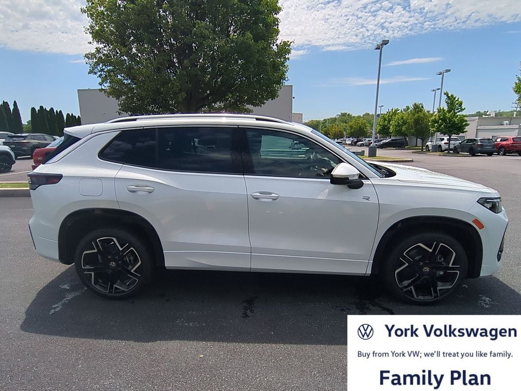 2026 Volkswagen Tiguan 2.0T SEL R-Line Turbo
