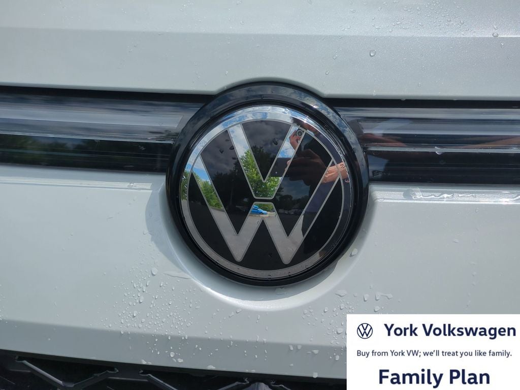 2026 Volkswagen Tiguan 2.0T SEL R-Line Turbo