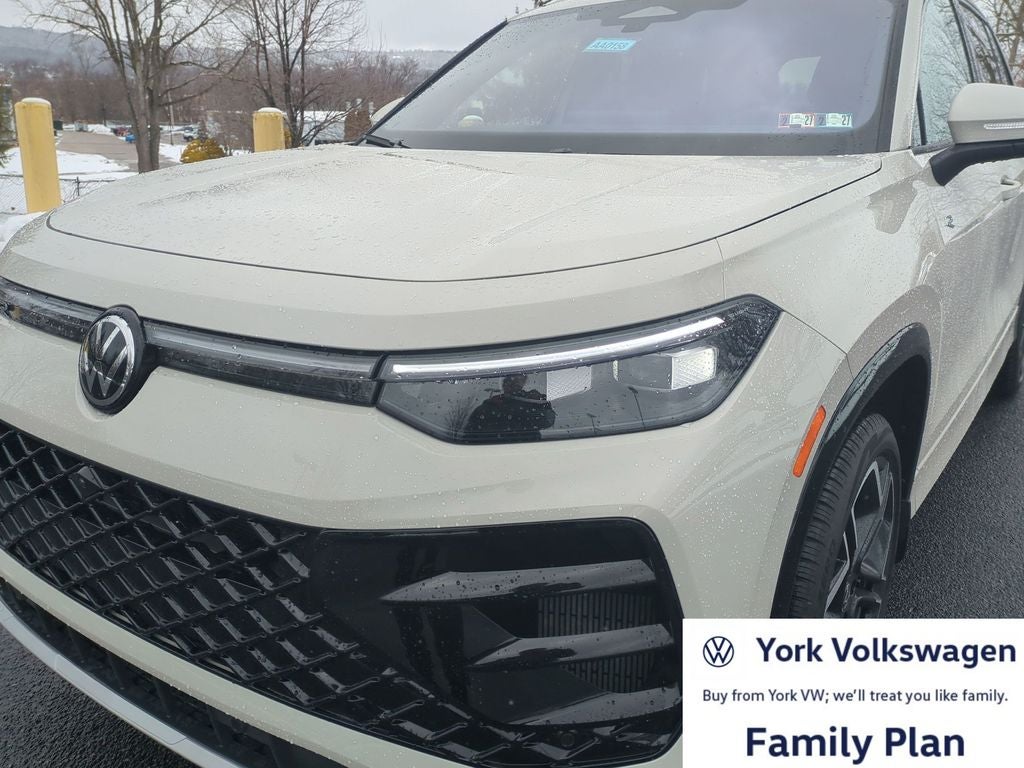 2026 Volkswagen Tiguan 2.0T SEL R-Line Turbo