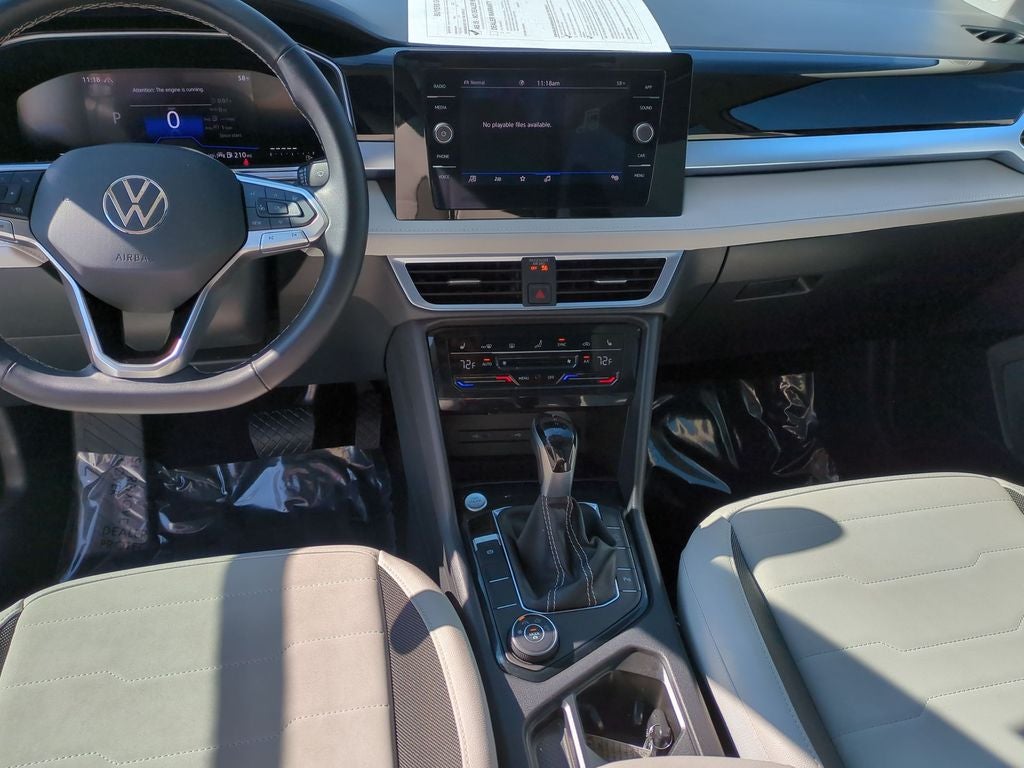 2025 Volkswagen Taos 1.5T SE