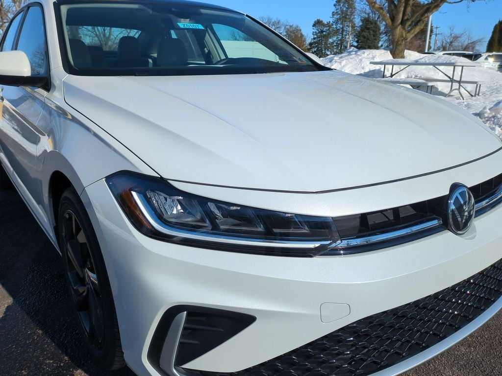 2025 Volkswagen Jetta 1.5T SE