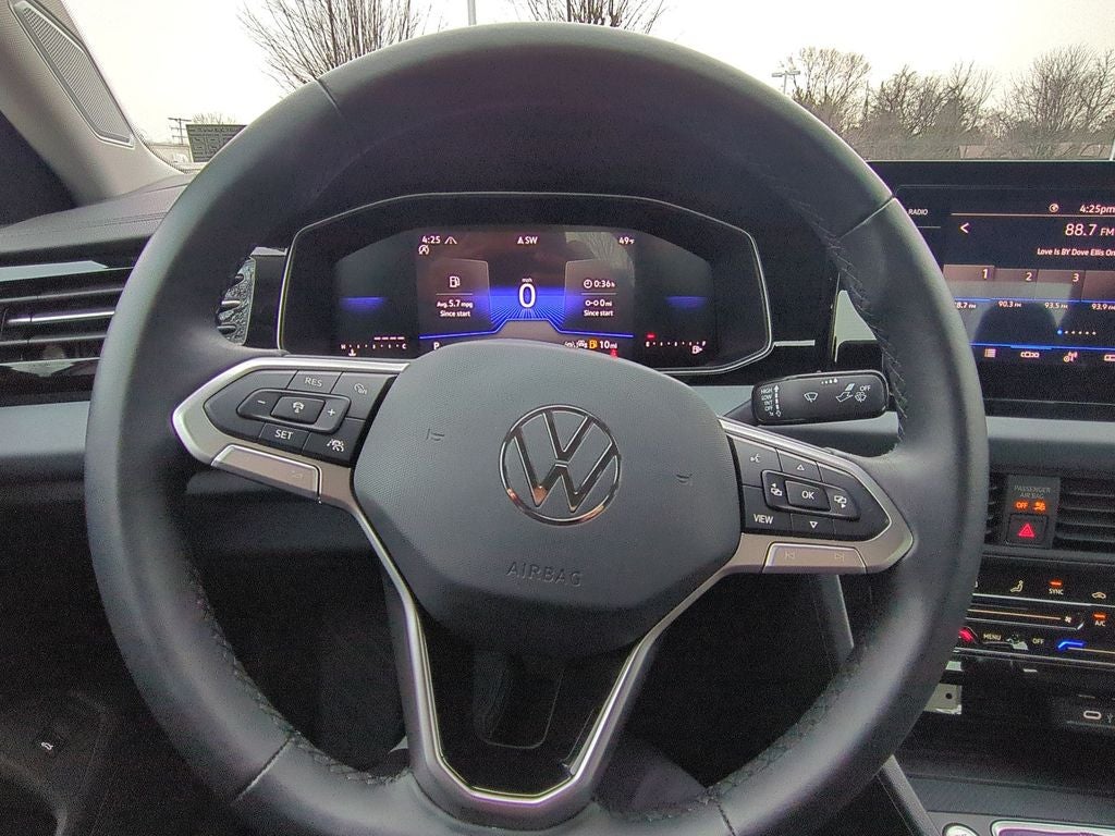 2025 Volkswagen Jetta 1.5T SE