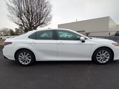 2024 Toyota Camry LE AWD