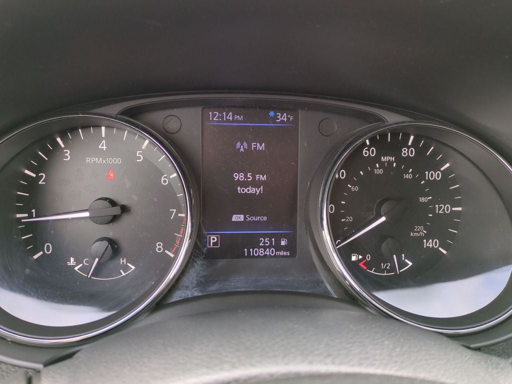 2018 Nissan Rogue SV