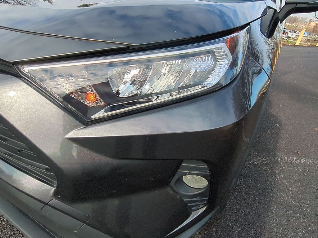 2020 Toyota RAV4 XLE