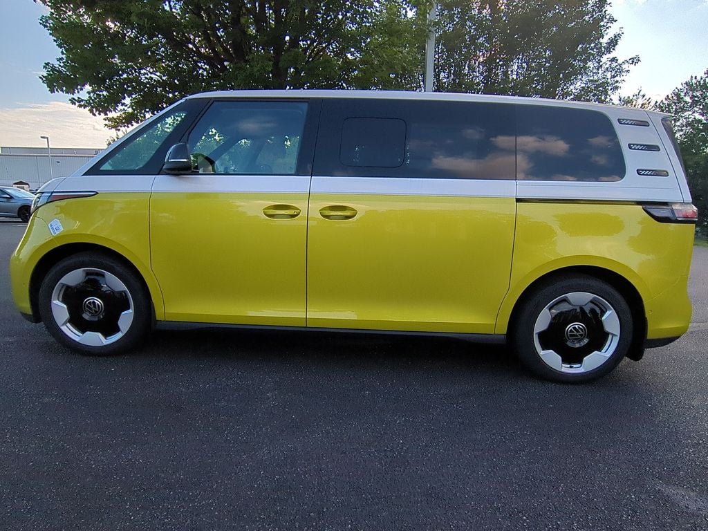 2025 Volkswagen ID. Buzz Pro S Plus