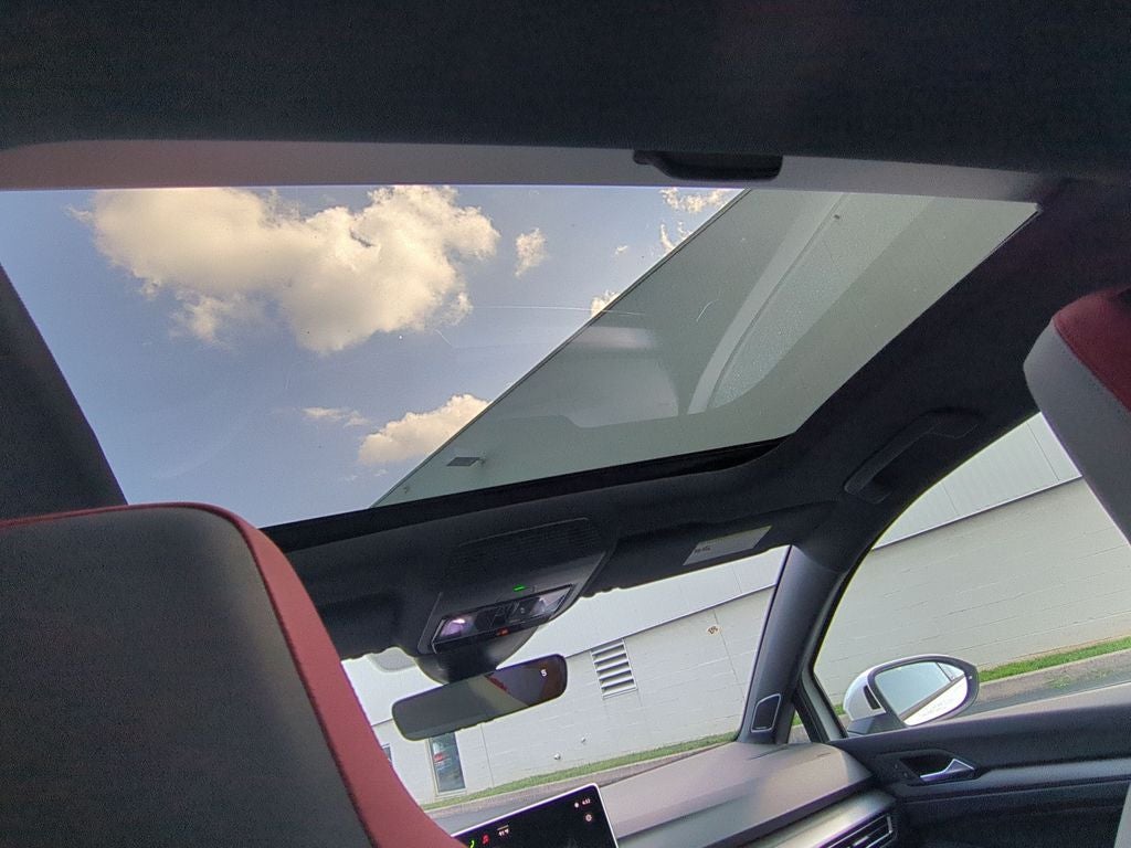 2025 Volkswagen Golf GTI 2.0T SE