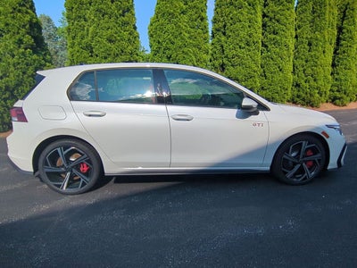 2025 Volkswagen Golf GTI 2.0T SE