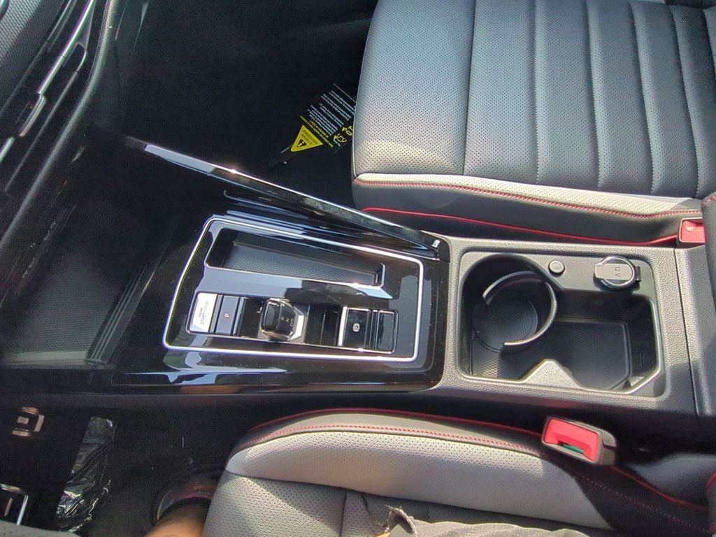 2025 Volkswagen Golf GTI 2.0T SE