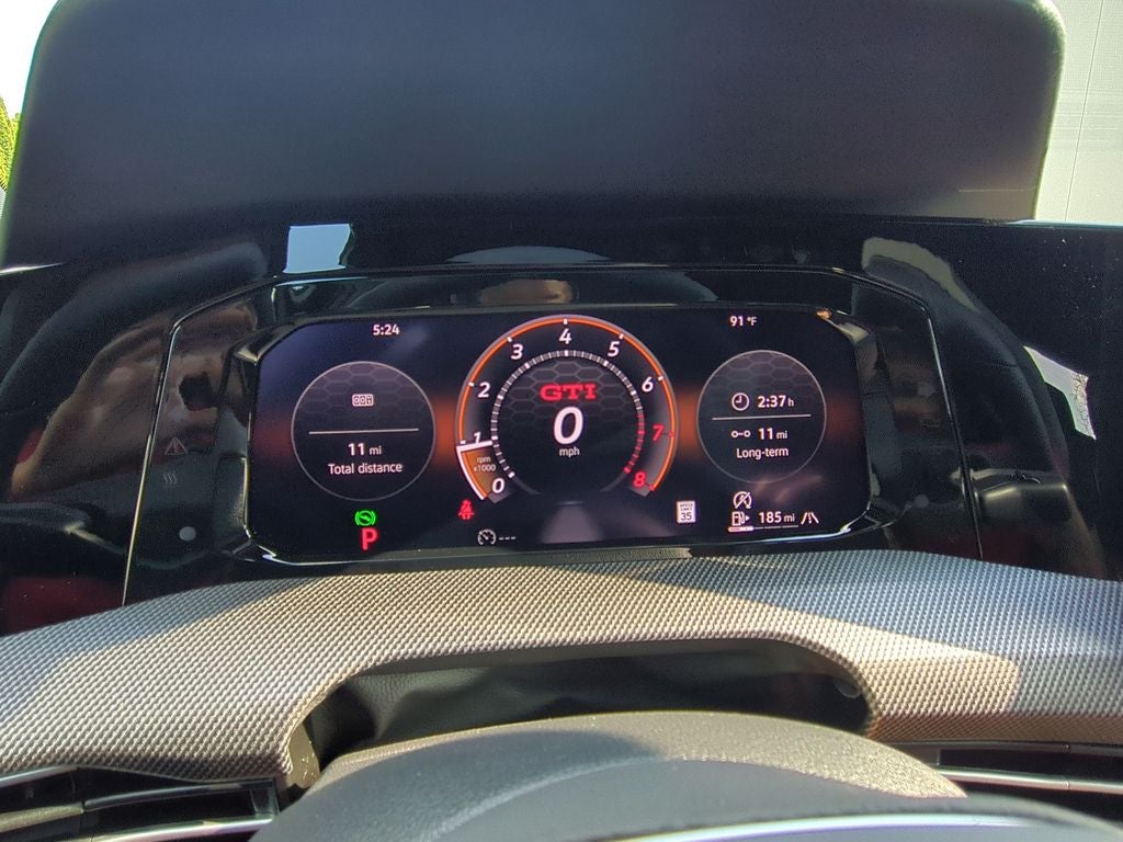 2025 Volkswagen Golf GTI 2.0T SE