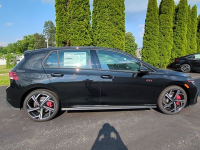 2025 Volkswagen Golf GTI 2.0T SE